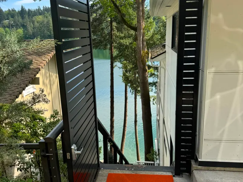 Privacy fence styles, seen from both sides of the line